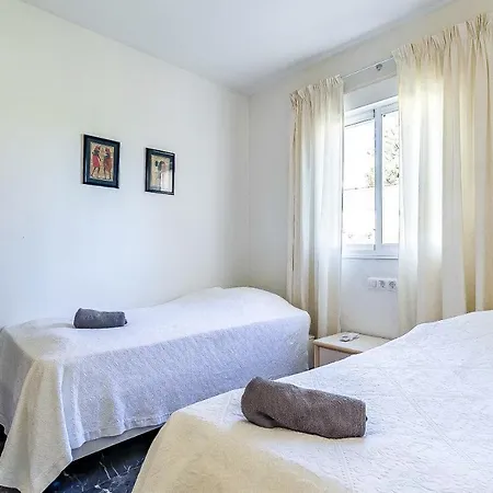 Apartment 69-penthouse With Views In Torreblanca,